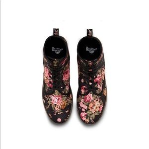 Doc Martens -Victorian Floral Dr. Marten High-Top